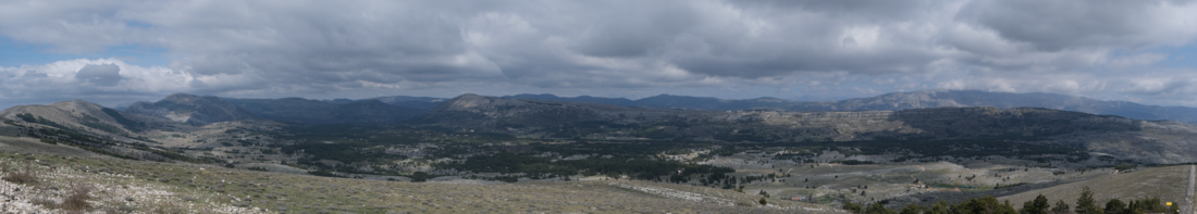 Panorama plateau de Calern